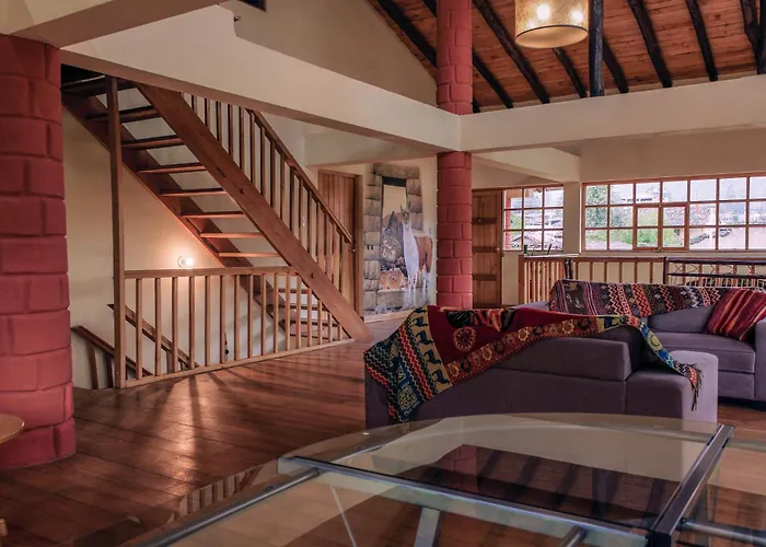Spacious Entire House With Awesome Mountain Views Casa de férias *